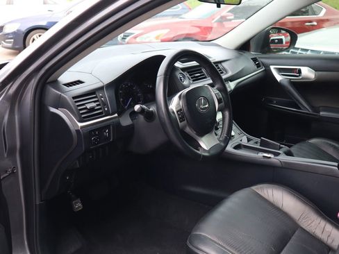 Used 2012 Lexus CT 200h Premium image 8
