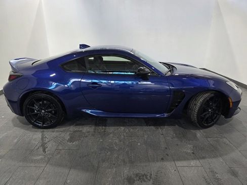 Used 2025 Toyota GR86 Premium w/ ALL Weather Mat Package (TMS) image 6