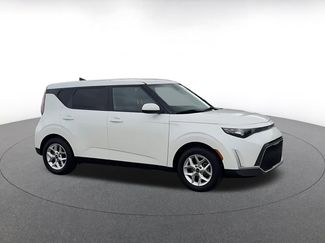 Used 2025 Kia Soul LX w/ LX Technology Package video 2