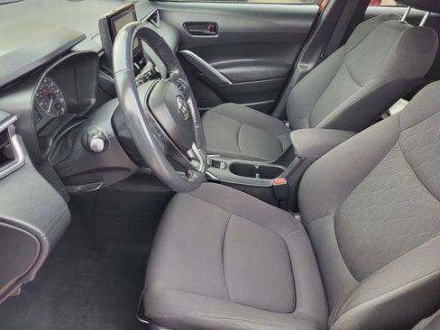 Used 2023 Toyota Corolla Cross LE image 17
