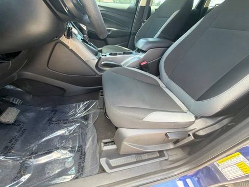 Used 2014 Ford Escape S FWD image 18
