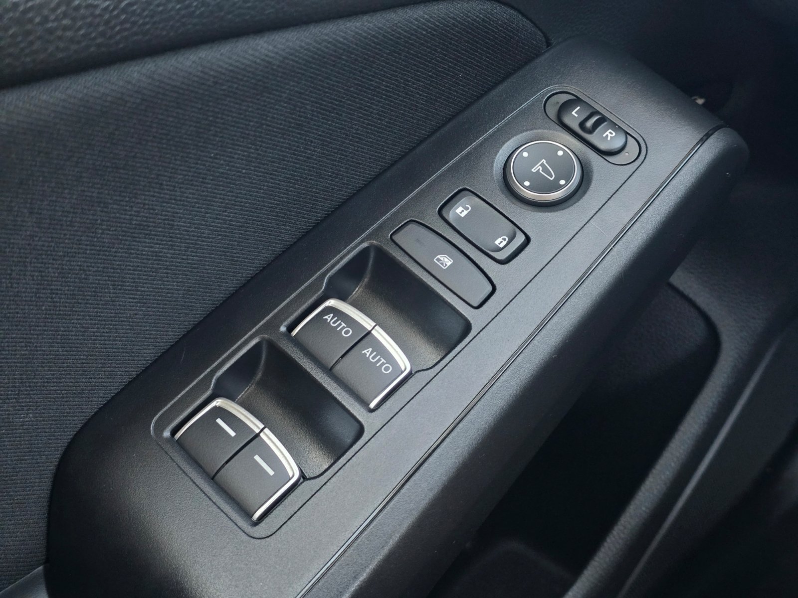Used 2023 Honda Civic Sport image 24