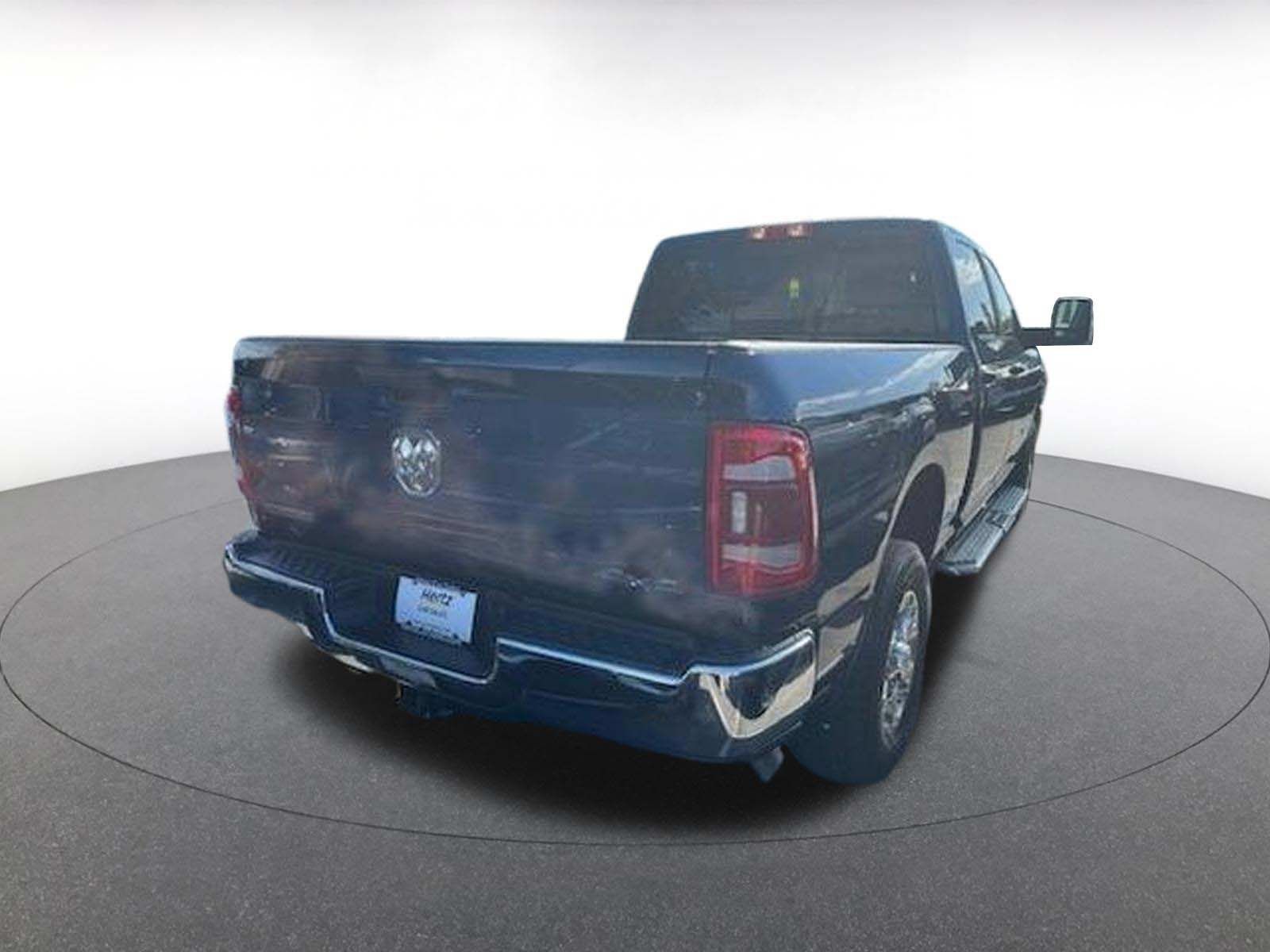 Used 2024 RAM 2500 Big Horn w/ Safety Group AWD/4WD image 3