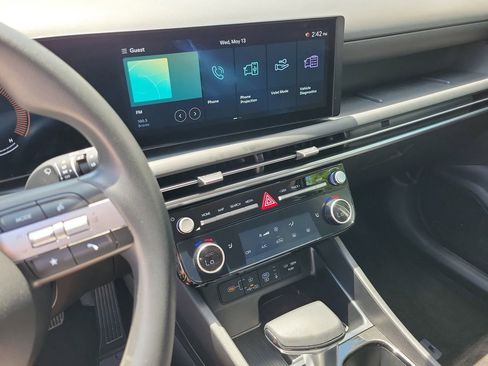Used 2025 Hyundai Tucson SEL FWD image 23