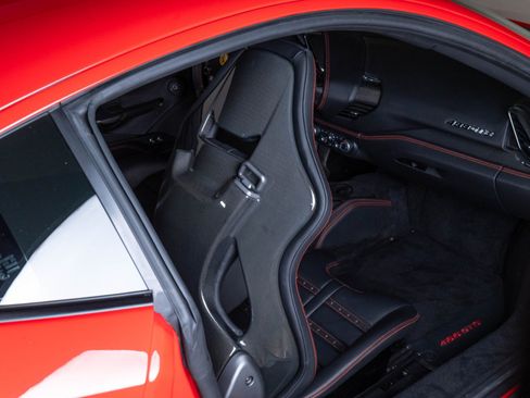 Used 2018 Ferrari 488 GTB RWD image 36