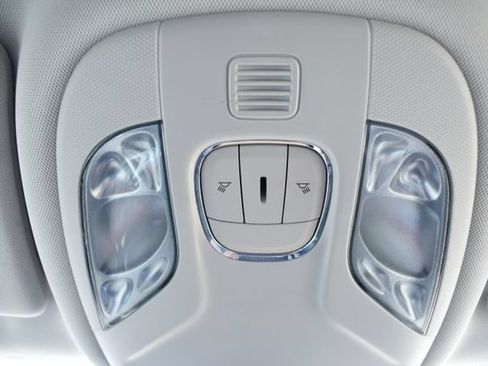 Used 2021 Jeep Compass Limited AWD/4WD image 32