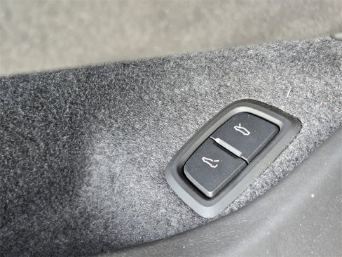 Used 2023 Chevrolet Corvette Stingray image 37