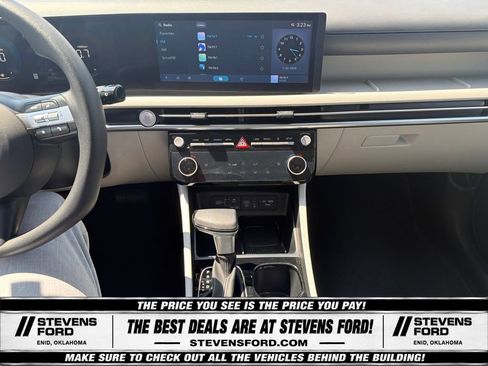 Used 2025 Hyundai Tucson SEL AWD/4WD image 27