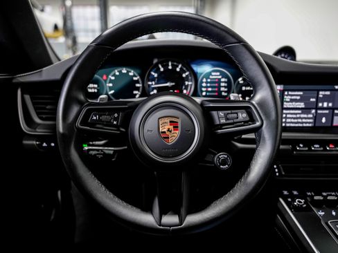 Used 2020 Porsche 911 Carrera S image 10