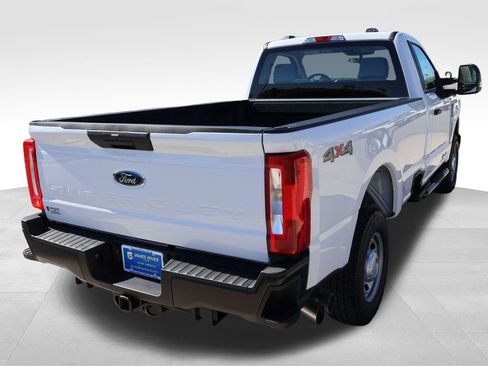 New 2026 Ford F250 XL w/ F-250 >10K GVWR Package AWD/4WD image 5