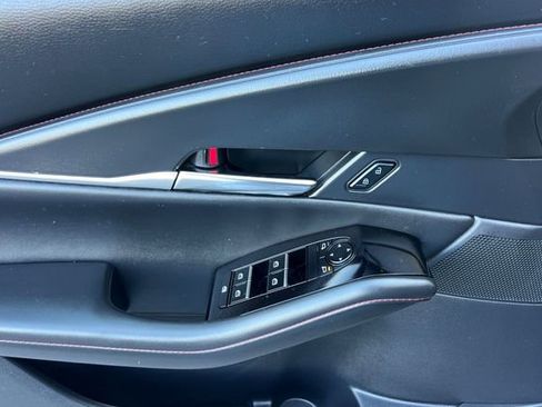 Certified 2025 MAZDA CX-30 AWD 2.5 S w/ Preferred Package image 12