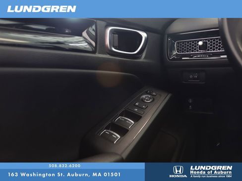 Used 2024 Honda Civic EX-L image 30