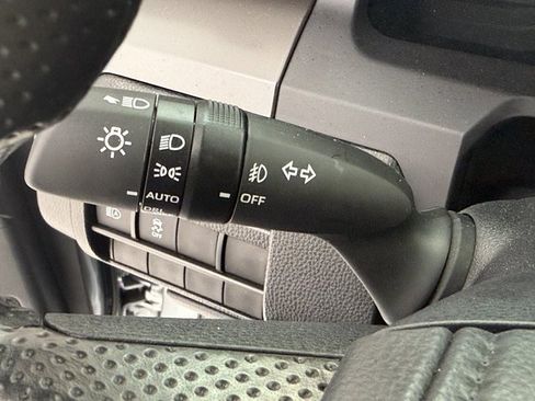 Used 2025 Toyota Tacoma SR5 image 14