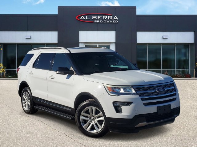 Used 2018 Ford Explorer XLT w/ Equipment Group 202A AWD/4WD image 1