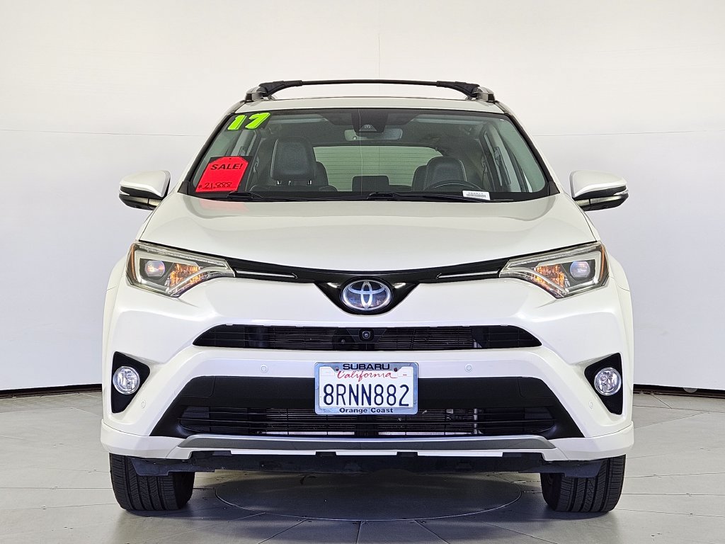 Used 2017 Toyota RAV4 Platinum w/ All Weather Liner Package FWD image 3