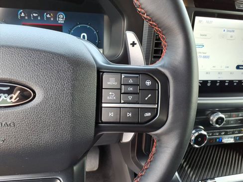 Used 2025 Ford F150 Raptor AWD/4WD image 16