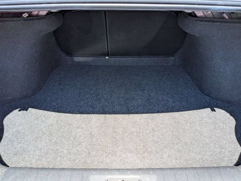 Used 2025 Nissan Sentra SV FWD image 28