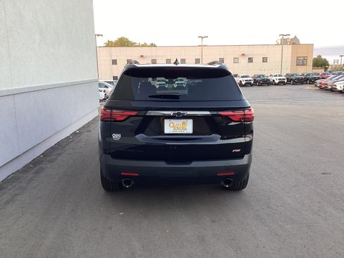 Used 2022 Chevrolet Traverse RS image 6