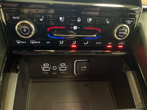 Certified 2024 Jeep Grand Cherokee Summit w/ Adv Protech Group IV AWD/4WD image 26