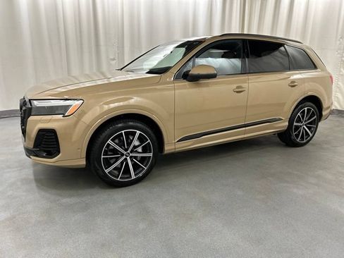 Used 2025 Audi Q7 2.0T Premium Plus w/ Premium Plus Package AWD/4WD image 2