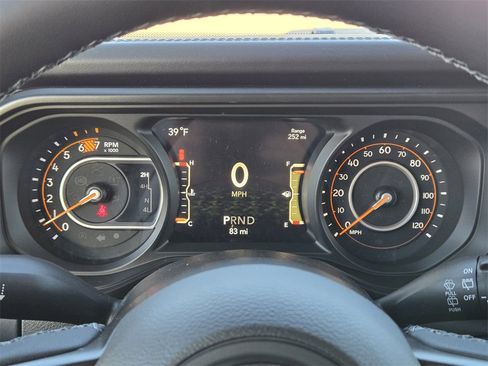 Used 2026 Jeep Wrangler Unlimited Rubicon image 10