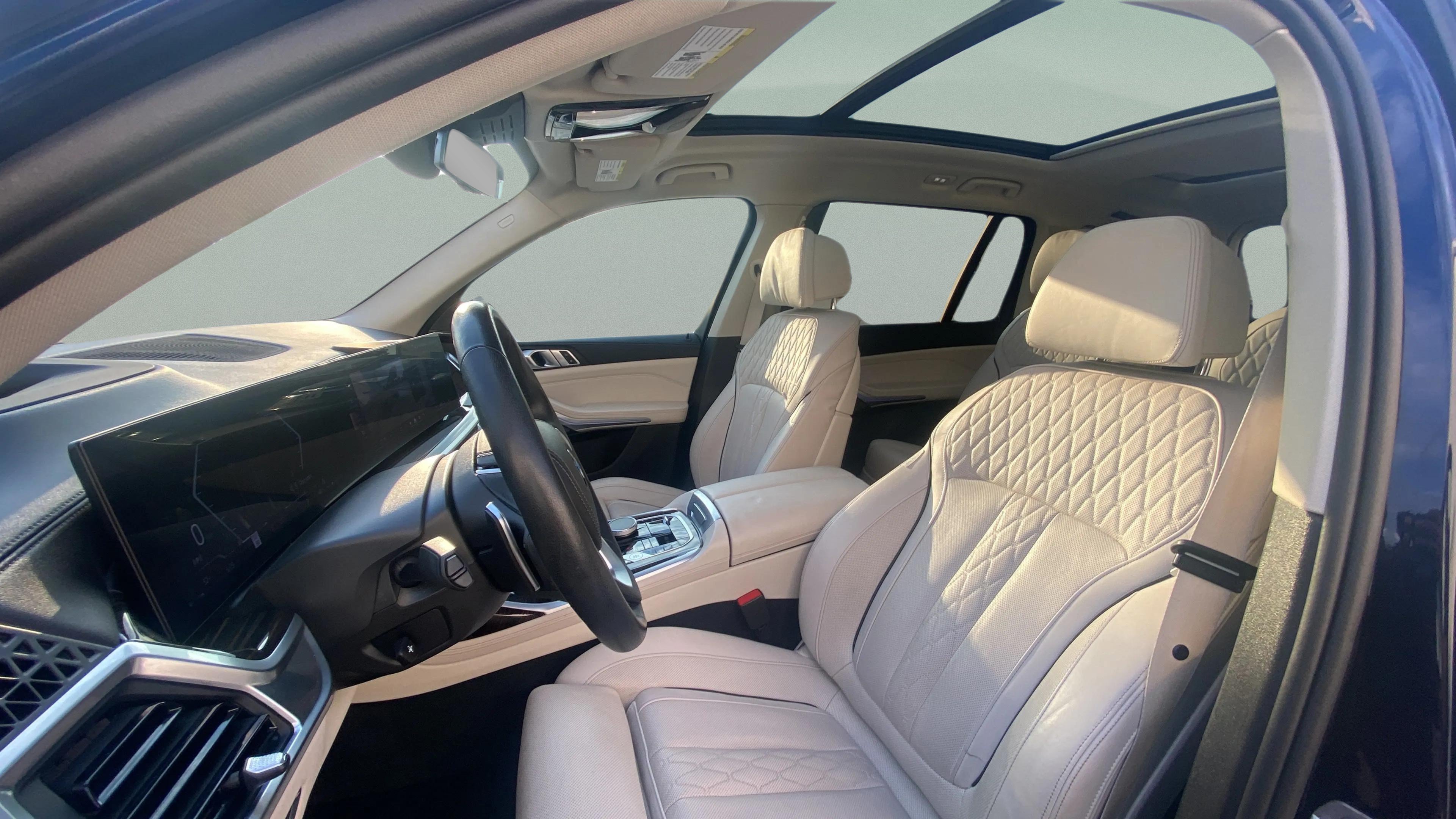 Used 2024 BMW X7 xDrive40i w/ Premium Package AWD/4WD image 19