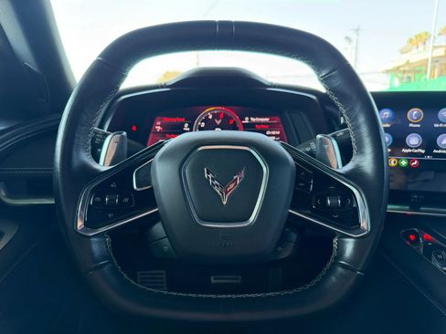 Used 2022 Chevrolet Corvette Stingray Coupe w/ 1LT RWD image 19