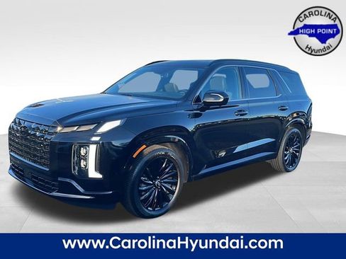 Used 2025 Hyundai Palisade Calligraphy image 3