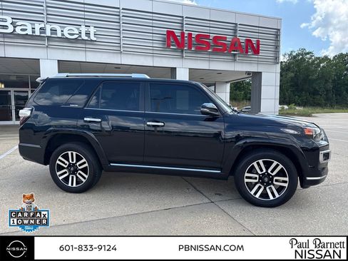 Used 2024 Toyota 4Runner Limited RWD image 9