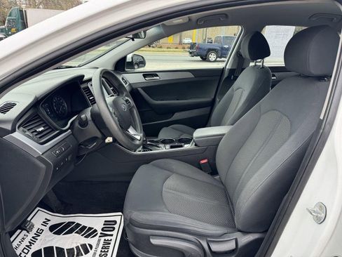 Used 2019 Hyundai Sonata SE image 13