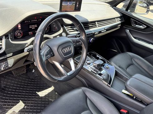 Used 2018 Audi Q7 3.0T Premium Plus w/ Premium Plus Package AWD/4WD image 16