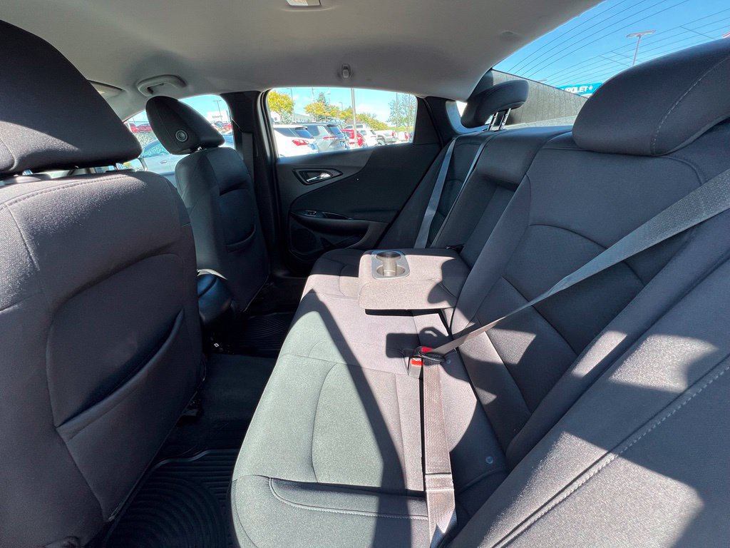Used 2022 Chevrolet Malibu LS FWD image 21