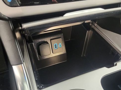 Used 2023 Ford Explorer XLT w/ Equipment Group 202A image 19