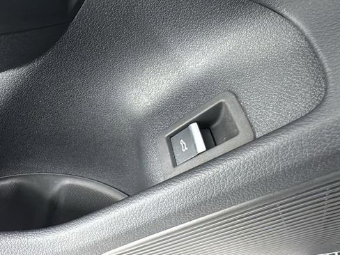 Used 2023 Audi A4 2.0T Premium Plus image 18