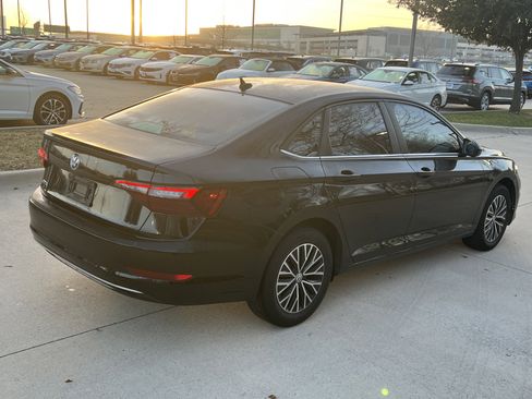 Used 2021 Volkswagen Jetta S image 10