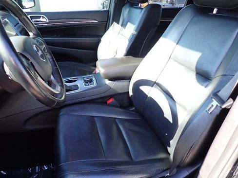 Used 2021 Jeep Grand Cherokee Limited w/ Trailer Tow Group IV AWD/4WD image 13
