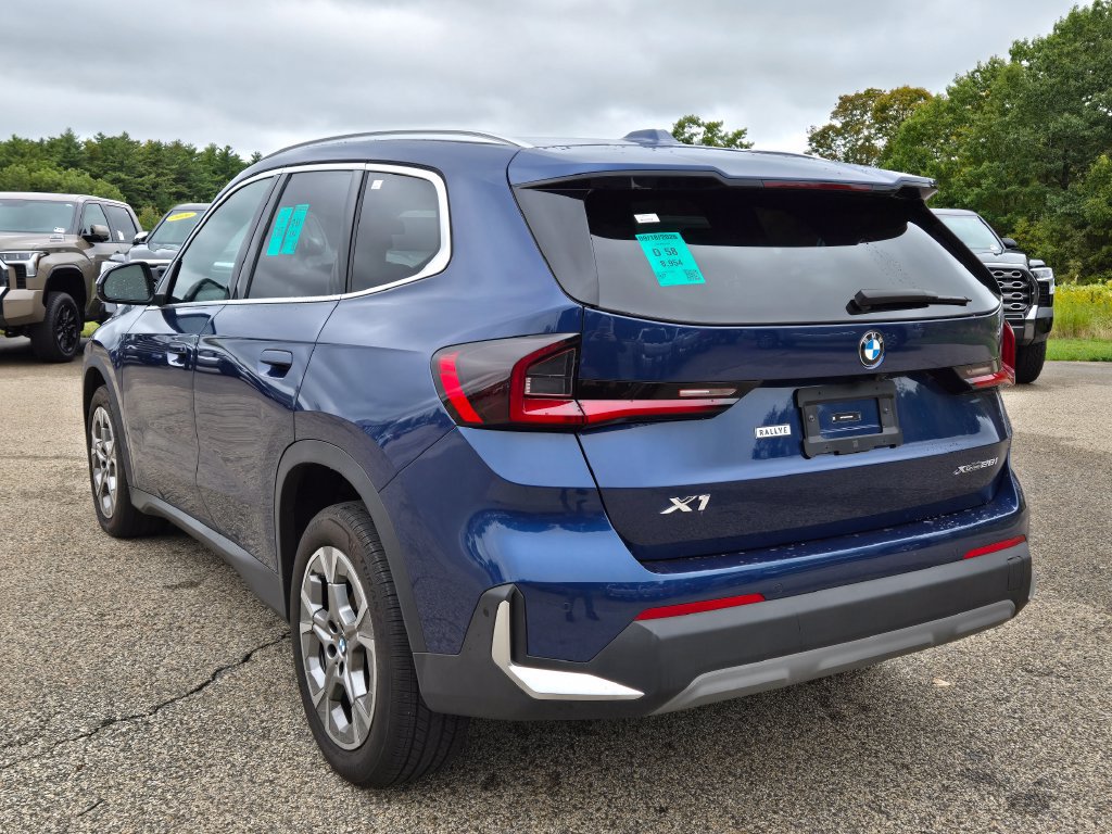 Used 2023 BMW X1 xDrive28i w/ Convenience Package AWD/4WD image 3