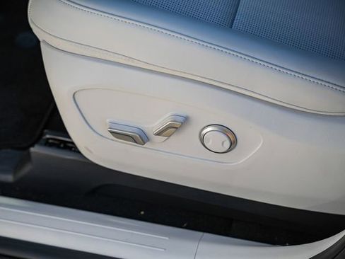 New 2026 Hyundai Ioniq 9 SEL AWD/4WD image 25