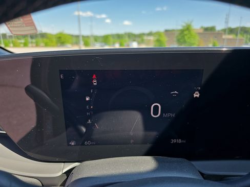 Used 2024 Buick Envista Sport Touring w/ Convenience I Package FWD image 18