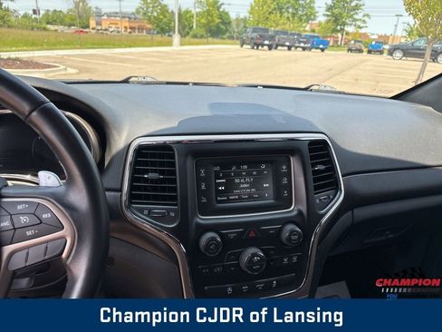 Used 2016 Jeep Grand Cherokee Laredo w/ Quick Order Package 23E image 28