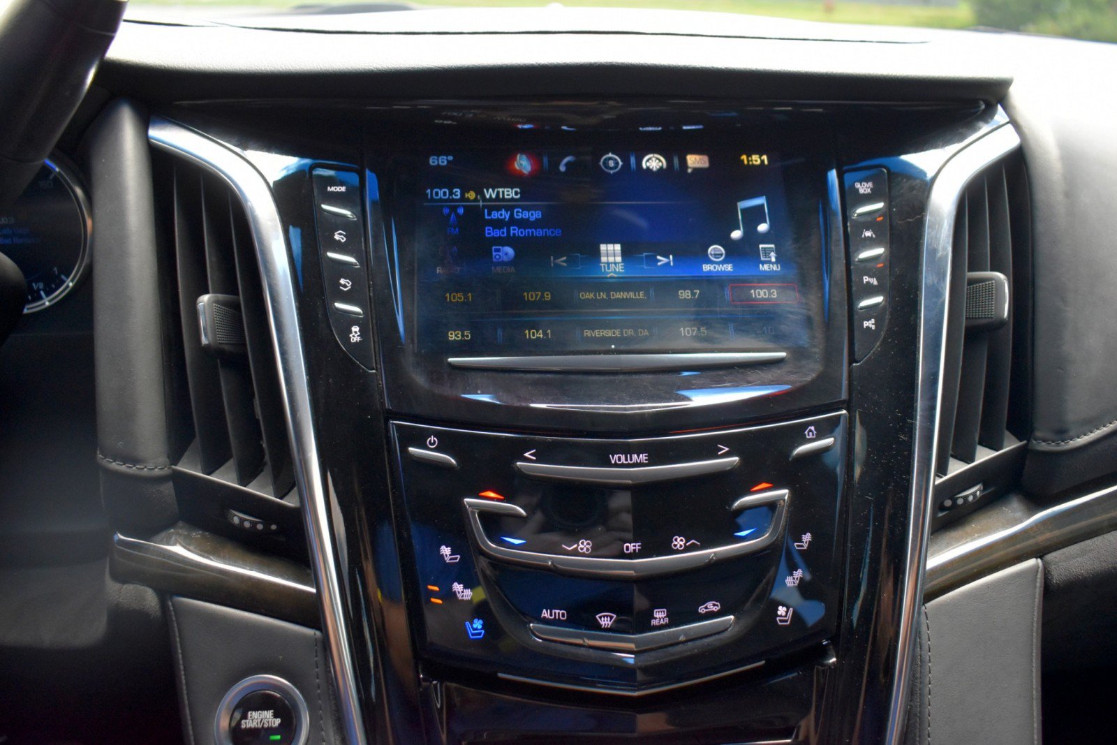 Used 2017 Cadillac Escalade Platinum AWD/4WD image 15