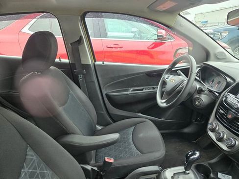 Used 2022 Chevrolet Spark LT FWD image 2