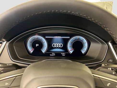 Used 2025 Audi Q5 2.0T Premium Plus w/ Premium Plus Package image 10