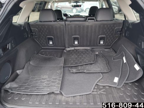 Used 2020 Subaru Outback Limited AWD/4WD image 30