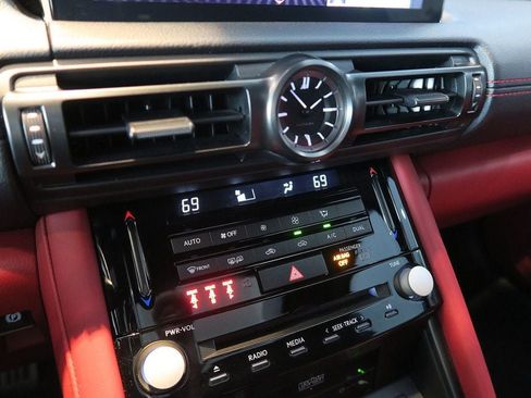 Used 2024 Lexus IS 500 RWD image 21