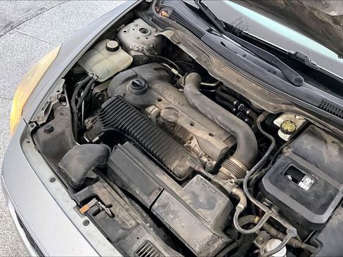 Used 2012 Volvo C70 T5 image 40