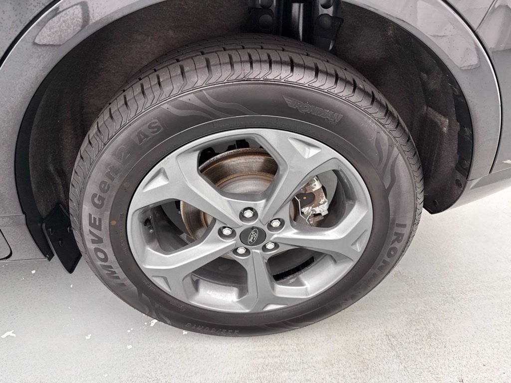 Used 2023 Ford Escape ST-Line AWD/4WD image 6