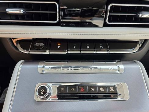 New 2025 Lincoln Aviator 2WD image 10
