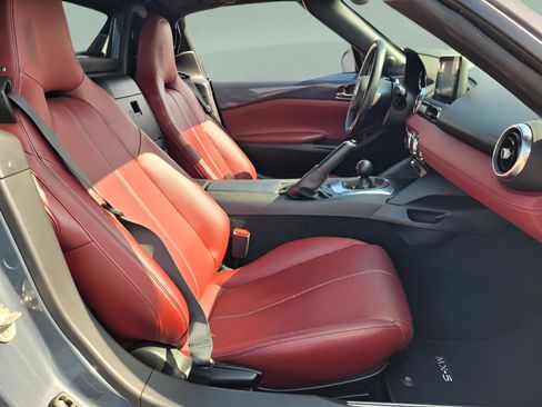 Used 2020 MAZDA MX-5 Miata RF Grand Touring image 13