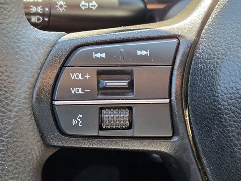 Used 2023 Honda Accord EX image 26